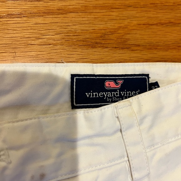 Men’s Vineyard Vines Chino Shorts - Size 32 - Picture 2 of 2
